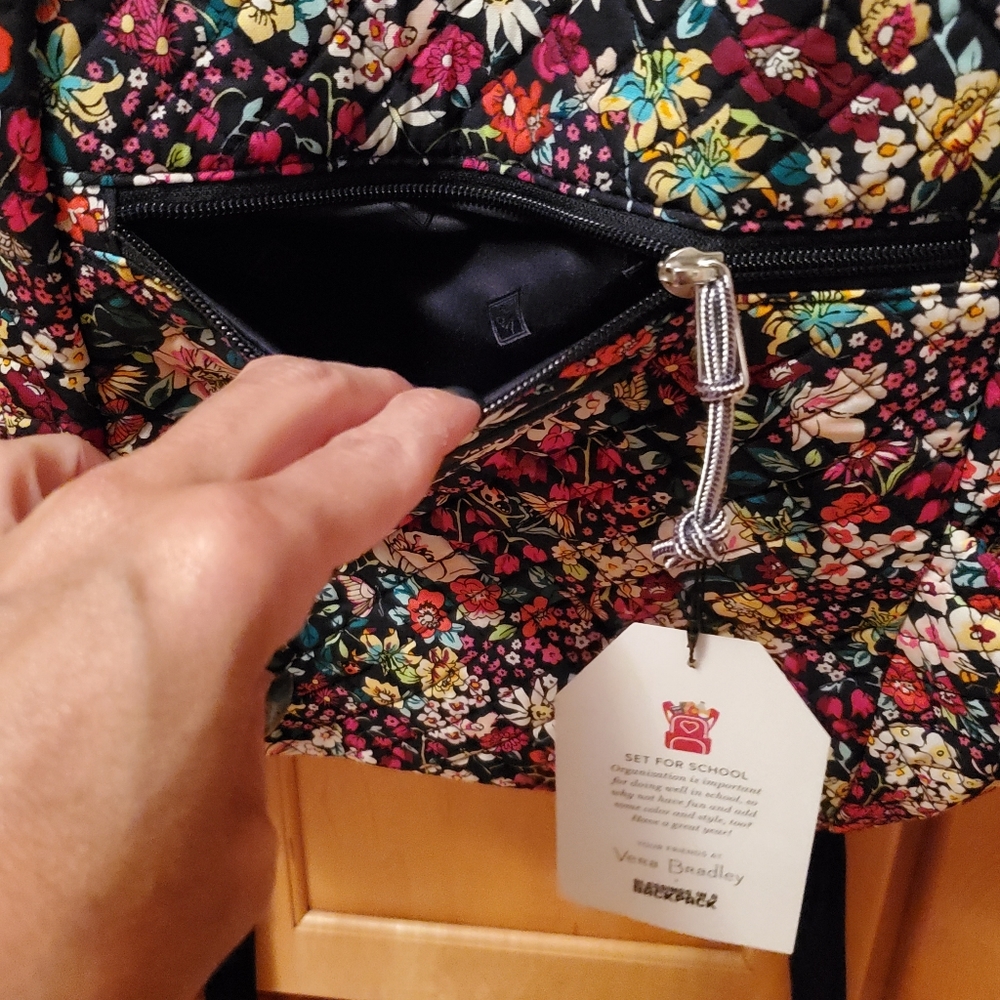 Vera Bradley Factory Style Backpack NWT - Picture 5 of 14